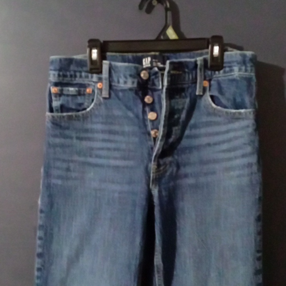 GUC Gap High Rise Cheeky Straight frayed hem 5 button front size 6 - Picture 2 of 5